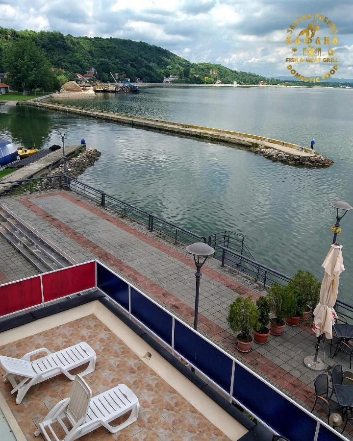 Zlatna Ribica Apartment Golubăţ Exterior foto