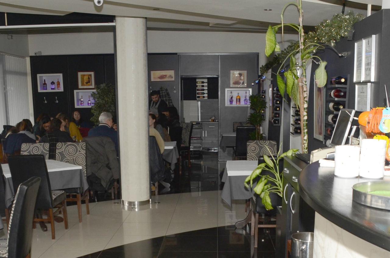 Zlatna Ribica Apartment Golubăţ Exterior foto